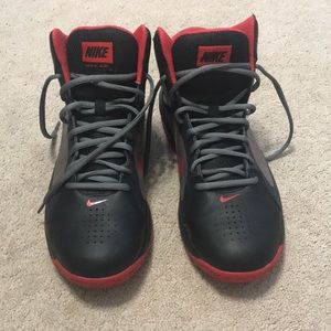 Nike max air flywire size 9.5